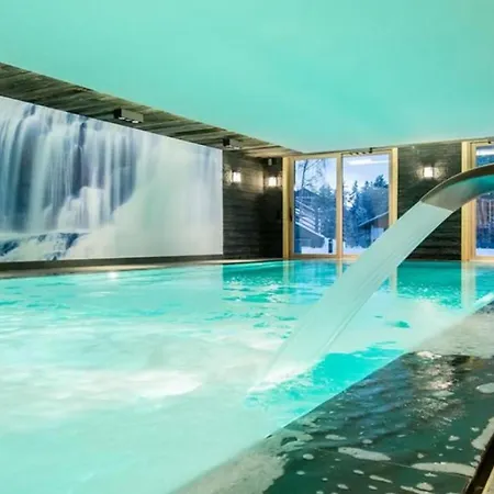 Villa 8bdr Elegant And Modern Chalet With Pool *