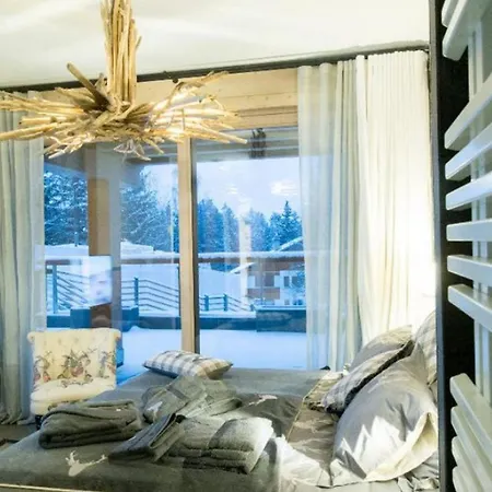 8bdr Elegant And Modern Chalet With Pool * Lens