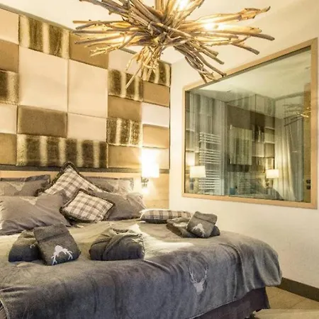 8bdr Elegant And Modern Chalet With Pool Villa *